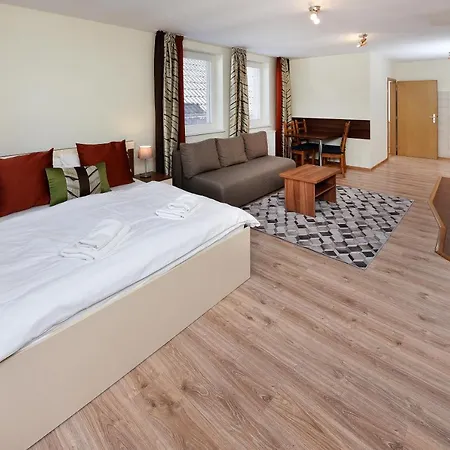 Aplend Julia 타트란스카롬니카