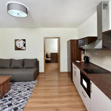 Aplend Julia 3* טטרנסקה לומניקה