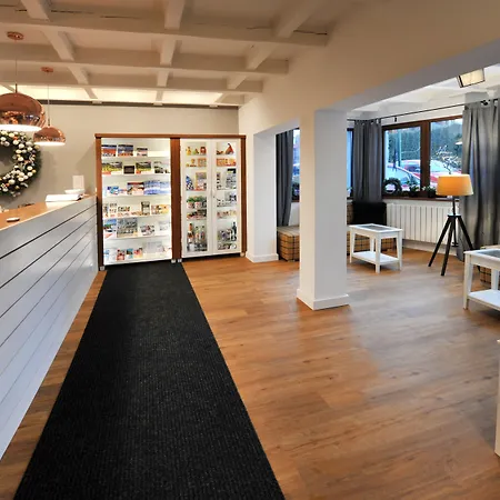 Aplend Julia 타트란스카롬니카