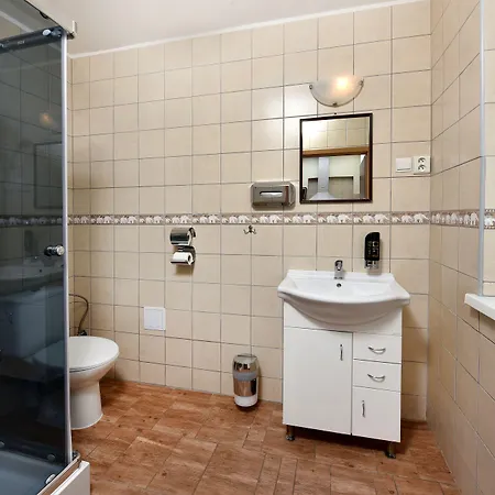 게스트하우스 Aplend Julia 3*