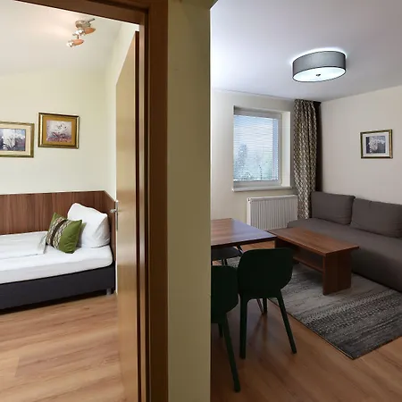 Aplend Julia 3* טטרנסקה לומניקה