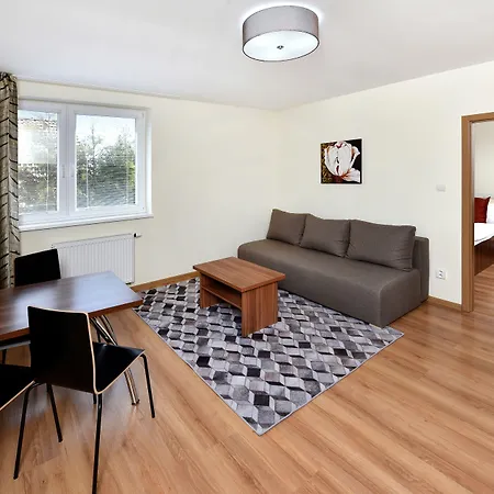 Aplend Julia בית הארחה 3*