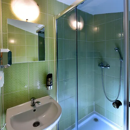 Aplend Julia טטרנסקה לומניקה