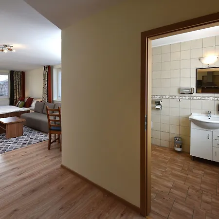 Aplend Julia 3* טטרנסקה לומניקה