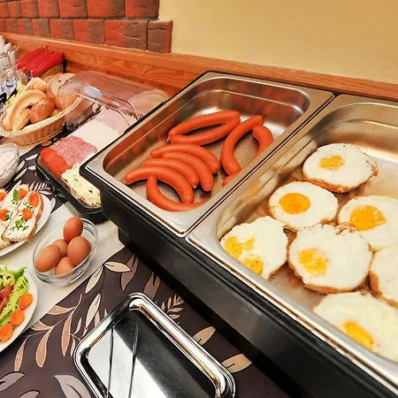 Aplend Julia טטרנסקה לומניקה