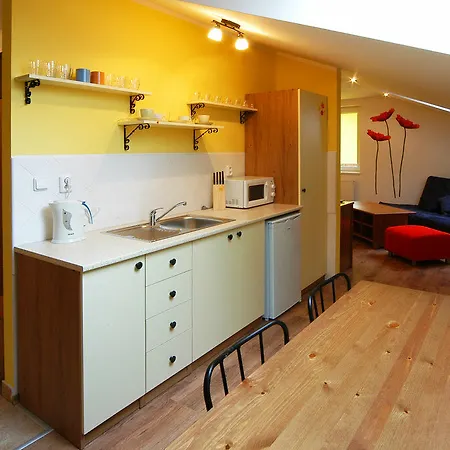 게스트하우스 Aplend Julia 3*